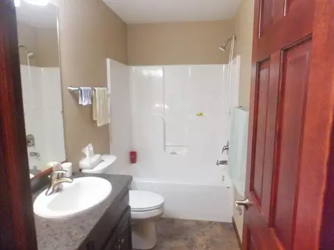 2802 El Paso Dr, Bismarck, ND 58503 photo 14