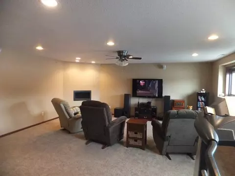 2802 El Paso Dr, Bismarck, ND 58503 photo 29