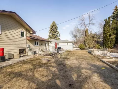 1315 Meredith Dr, Bismarck, ND 58501 photo 23