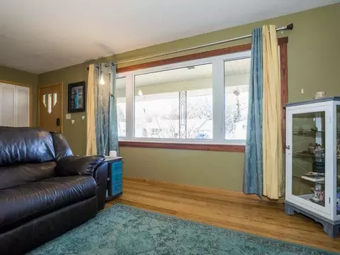 1315 Meredith Dr, Bismarck, ND 58501 photo 8