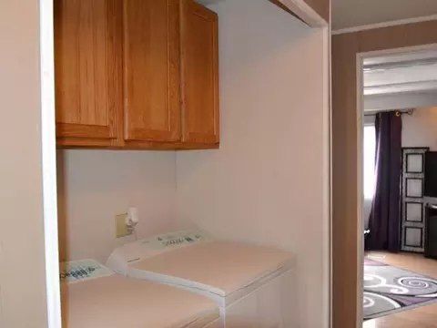 209 Deer St E, Mandan, ND 58554 photo 10