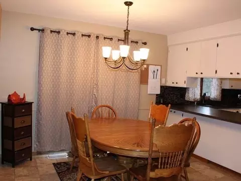 2218 Boulevard Ave E, Bismarck, ND 58503 photo 4