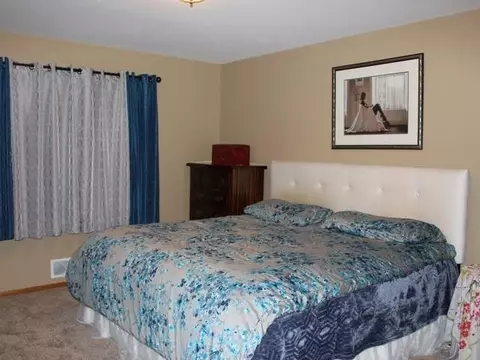 2218 Boulevard Ave E, Bismarck, ND 58503 photo 9