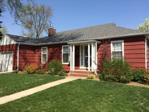 1303 3rd St N, Bismarck, ND 58501 photo 2