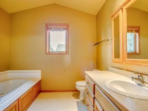 125 Calgary Ave E, Bismarck, ND 58503 photo 23