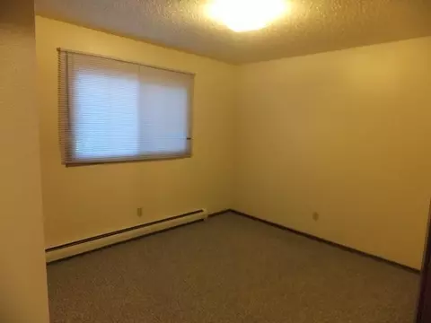 309 18th St N, Bismarck, ND 58501 photo 19