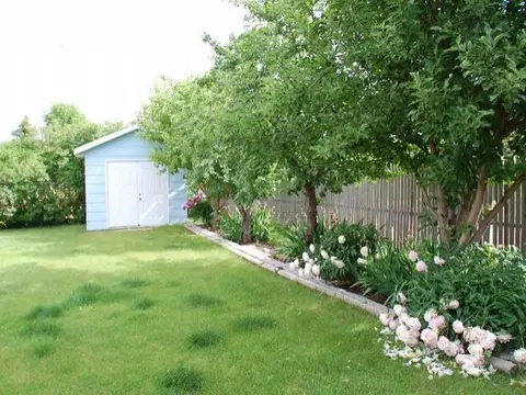 12 Custer Dr, Lincoln, ND 58504 photo 36