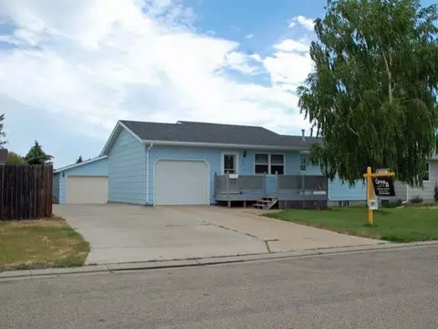 12 Custer Dr, Lincoln, ND 58504 photo 1