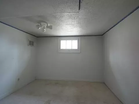 808 2nd St NE, Mandan, ND 58554 photo 17