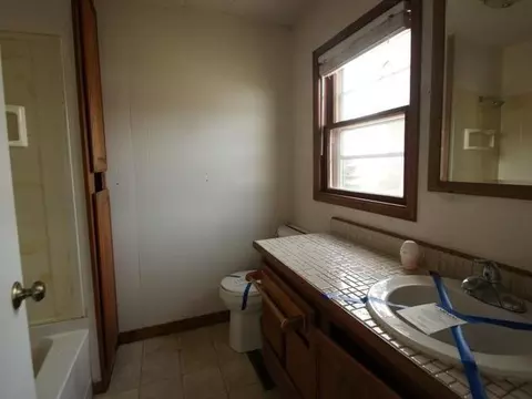 808 2nd St NE, Mandan, ND 58554 photo 5