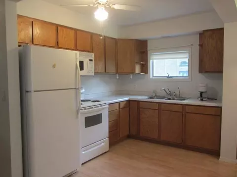 408 Lyon St, Stanton, ND 58571 photo 3