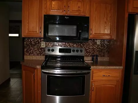 802 1st Ave NE, Mandan, ND 58554 photo 9