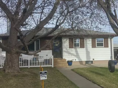 802 1st Ave NE, Mandan, ND 58554 photo 11