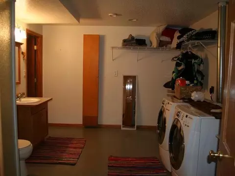802 1st Ave NE, Mandan, ND 58554 photo 37