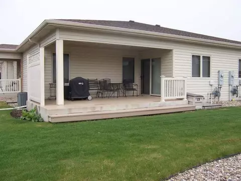 2502 Michael Ln SE, Mandan, ND 58554 photo 5