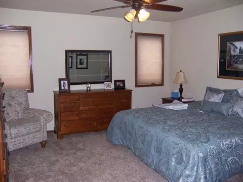 2502 Michael Ln SE, Mandan, ND 58554 photo 9