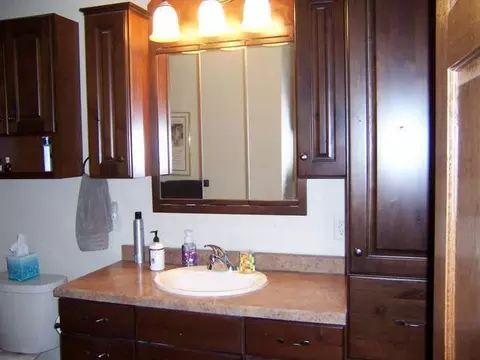2502 Michael Ln SE, Mandan, ND 58554 photo 11