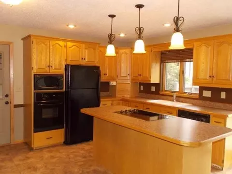 357 Brandon Loop S, Bismarck, ND 58503 photo 6