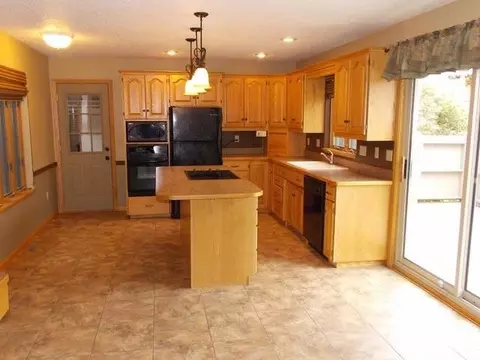 357 Brandon Loop S, Bismarck, ND 58503 photo 5
