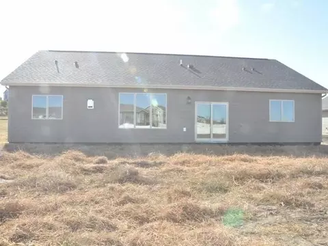 402 Cobblestone Lp, Mandan, ND 58554 photo 43