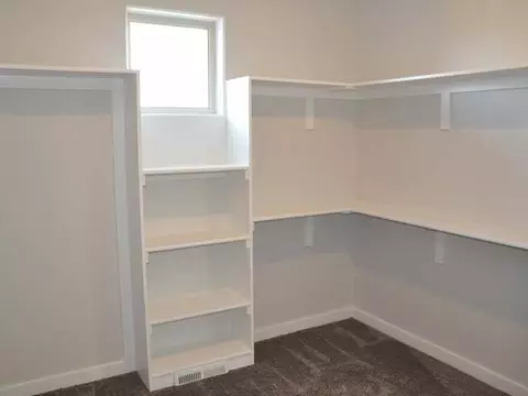 402 Cobblestone Lp, Mandan, ND 58554 photo 20