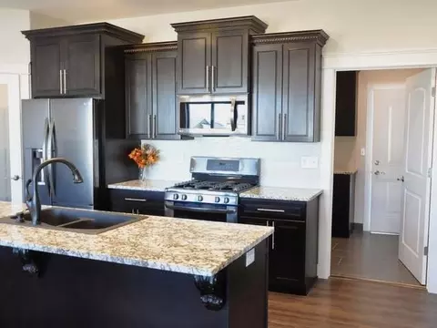 402 Cobblestone Lp, Mandan, ND 58554 photo 33