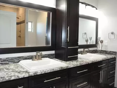 402 Cobblestone Lp, Mandan, ND 58554 photo 14