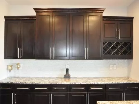 402 Cobblestone Lp, Mandan, ND 58554 photo 6