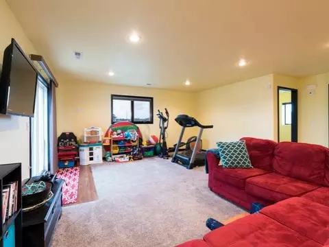 601 Nelson Dr, Bismarck, ND 58503 photo 13