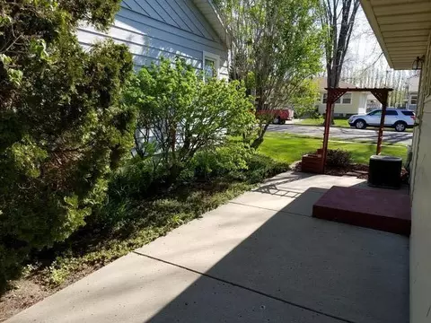 1902 7th St N, Bismarck, ND 58501 photo 22