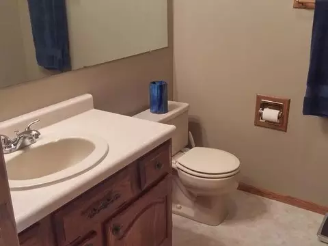 935 Capitol Ave E, Bismarck, ND 58501 photo 26