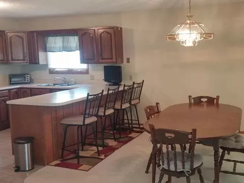 935 Capitol Ave E, Bismarck, ND 58501 photo 6