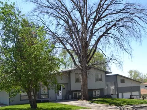 509 3 Ave NE, Mandan, ND 58554 photo 1
