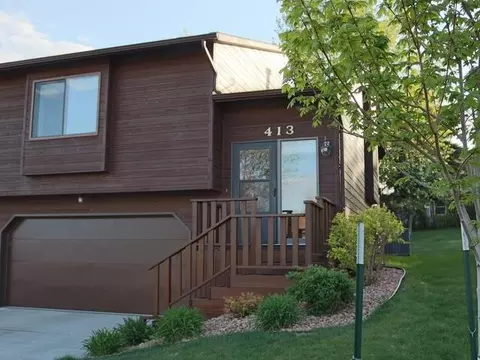 413 Brandon Dr E, Bismarck, ND 58503 photo 1