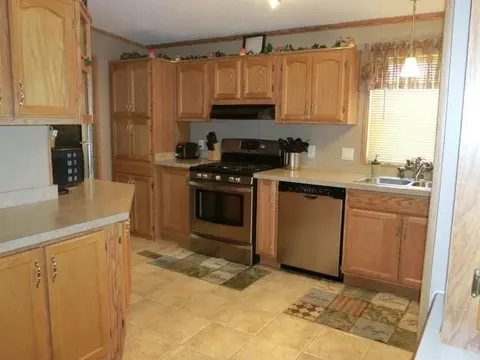 3709 Jericho Rd, Bismarck, ND 58503 photo 12