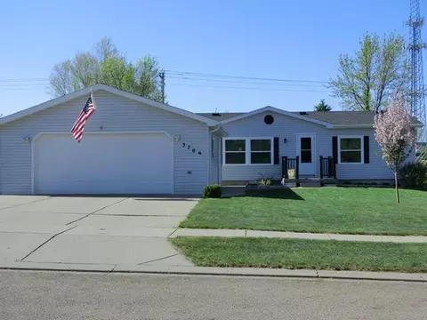 3709 Jericho Rd, Bismarck, ND 58503 photo 1