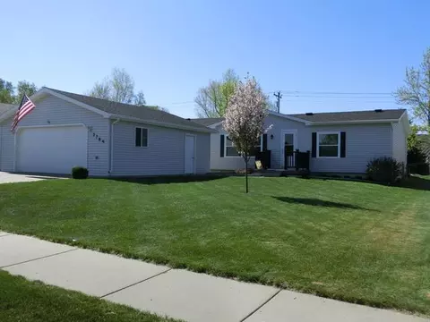 3709 Jericho Rd, Bismarck, ND 58503 photo 2