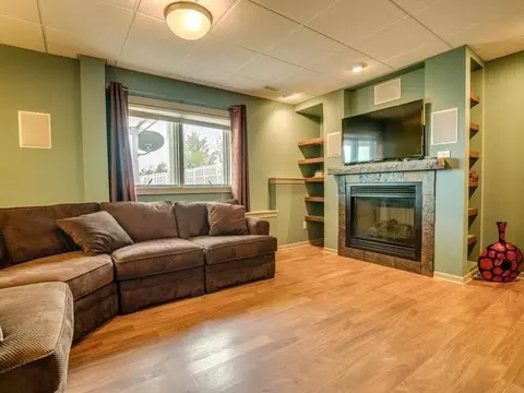 3423 Crocus Ave, Bismarck, ND 58501 photo 27
