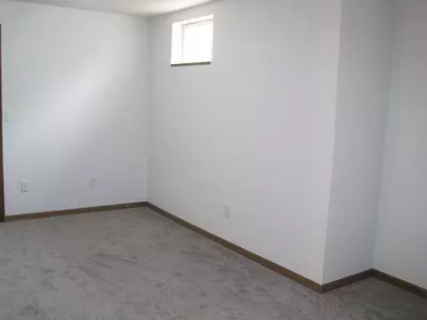 1307 Apache St, Bismarck, ND 58501 photo 18