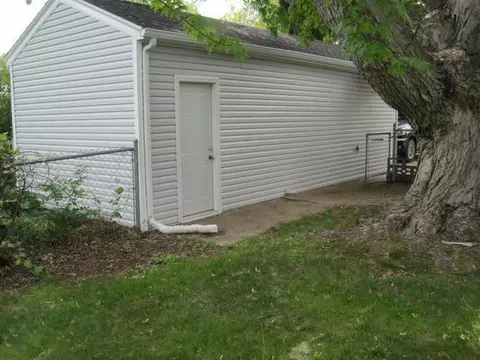 1307 Apache St, Bismarck, ND 58501 photo 21