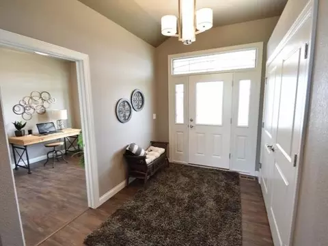 1119 Community Lp, Bismarck, ND 58503 photo 5