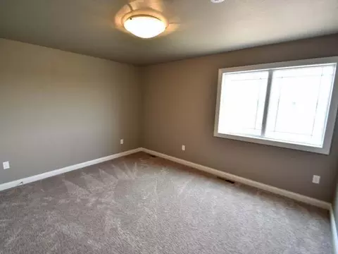 1119 Community Lp, Bismarck, ND 58503 photo 28