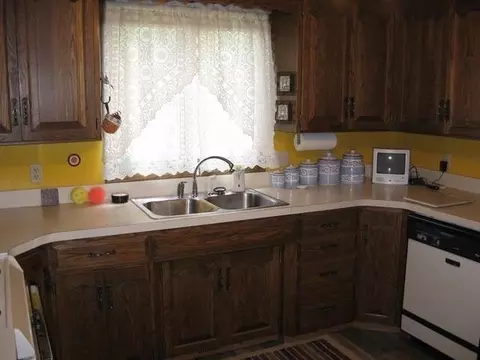 207 Brandon Dr E, Bismarck, ND 58503 photo 38