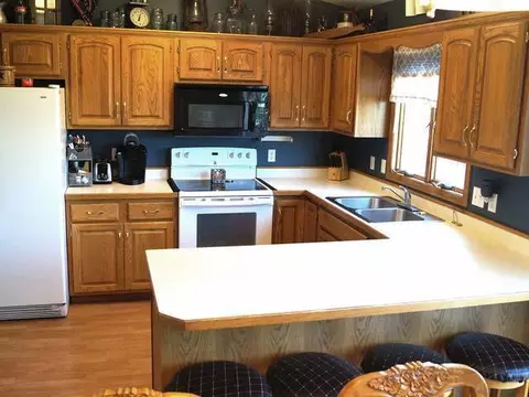 1709 9 Ave SE, Mandan, ND 58554 photo 3