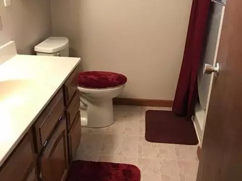 718 Wachter Ave E, Bismarck, ND 58504 photo 7