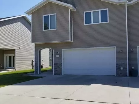 1707 Calgary Lp, Bismarck, ND 58503 photo 21