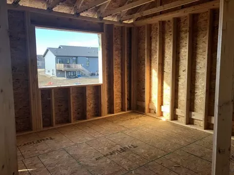4518 Marsh Hawk Dr, Bismarck, ND 58503 photo 8