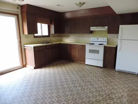 209 Interstate Ave E, Bismarck, ND 58503 photo 9