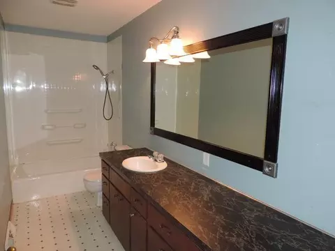 209 Interstate Ave E, Bismarck, ND 58503 photo 5