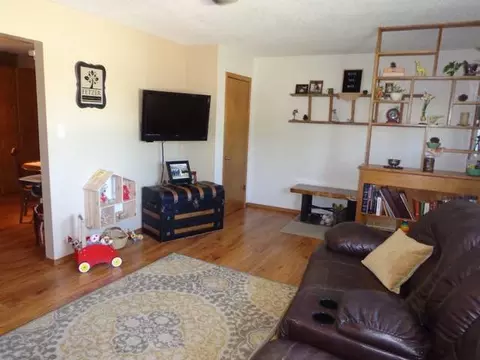 1302 6th St NW, Mandan, ND 58554 photo 7